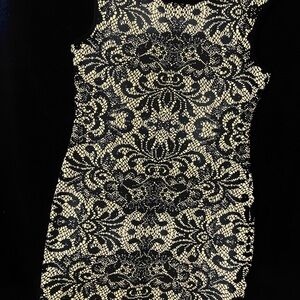 Torrid 2 Sleeveless Stretchy Black & Cream Lace Patterned Dress Plus Size 2X